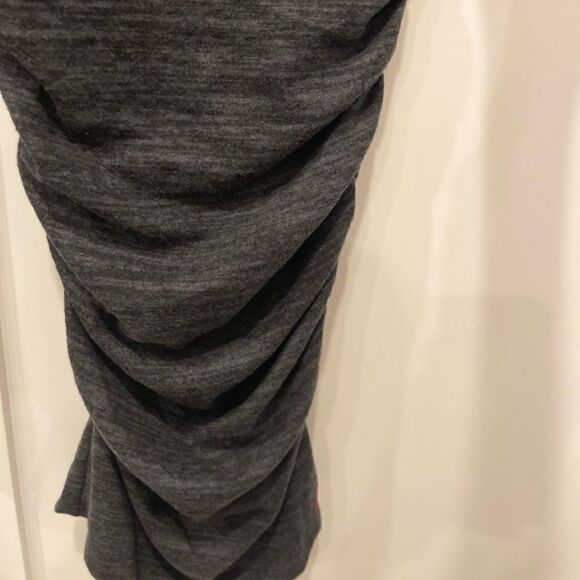 n: Philanthropy Revolve Electra Ruched One Sleeve Mini Dress In Charcoal Size M - Picture 8 of 12